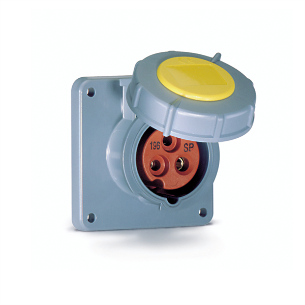 320R4W Outlet -  20A, 110V - 125V 2-Pole / 3-Wire, IEC60309